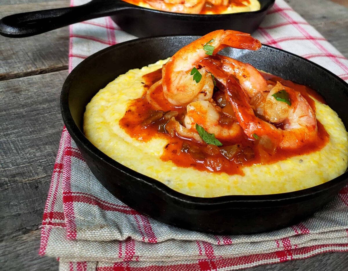 Shrimp and Gouda Grits in cast iron skillets