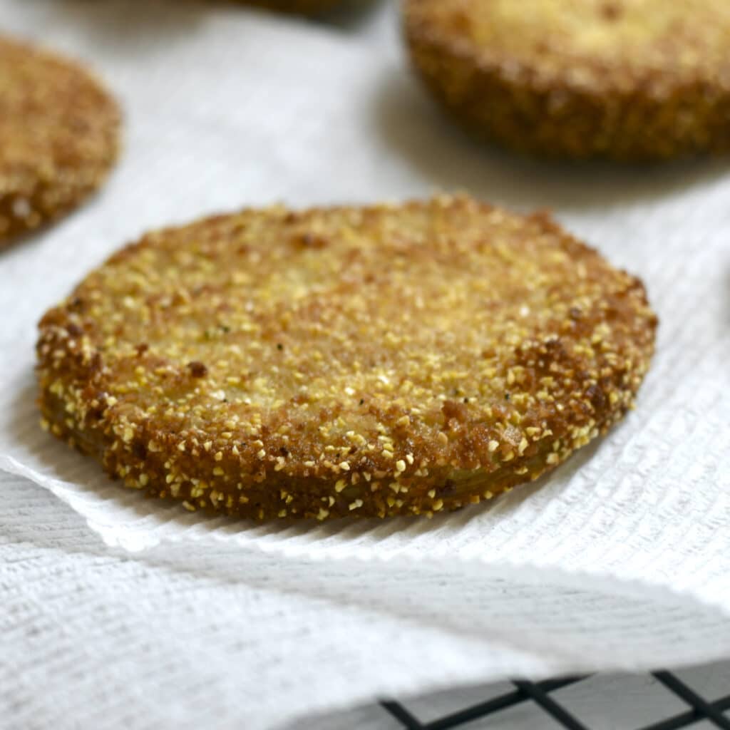 Best Fried Green Tomatoes (Perfect Every Time) Grits and Gouda