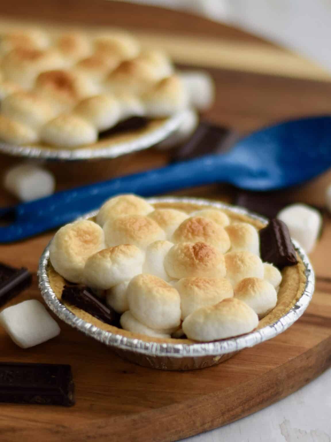Mini S'mores Pies - Grits and Gouda