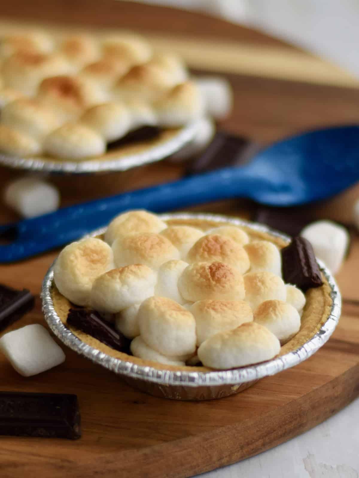 Mini S'mores Pies - Grits and Gouda