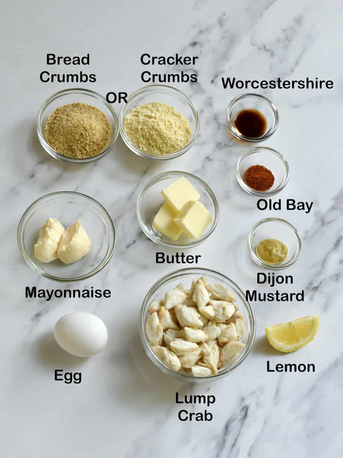 Pan Fried Crab Cakes Grits and Gouda