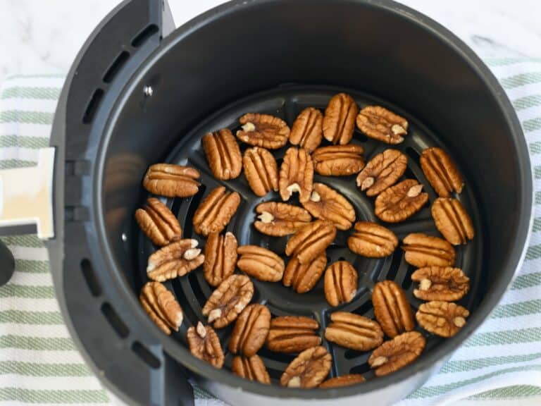 Roasted Pecans in Air Fryer Grits and Gouda